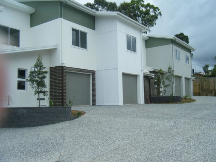 SOLD - Kallangur, New Villa Complex