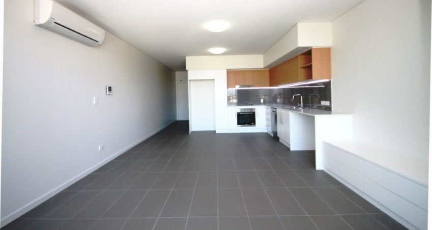 ‘NEW’ 1 BED TOOWONG APARTMENT