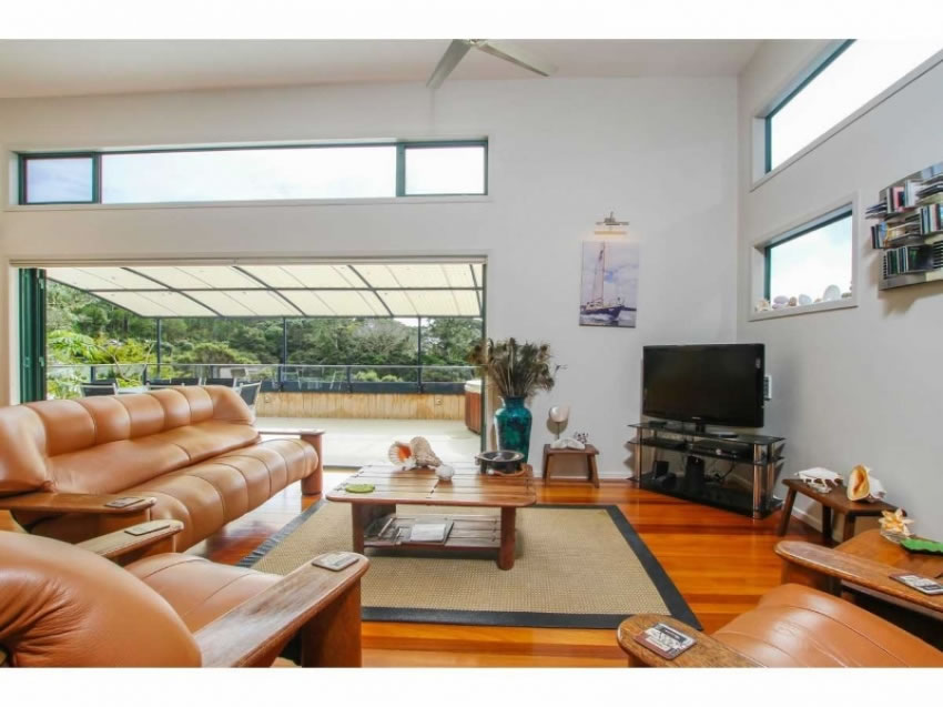 Home and Income Opportunity in Opua
